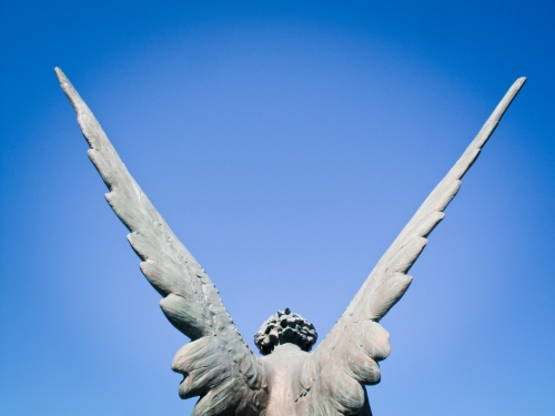 Pogrzeb po poronieniu. Jak zorganizować?