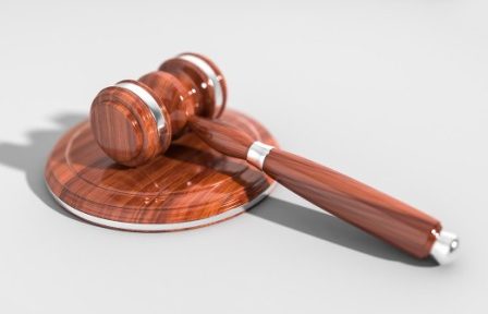 Urlop macierzyński po poronieniu dla żołnierza zawodowego