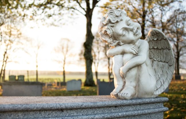 historia o poronieniu - aniołek jako symbol dziecka