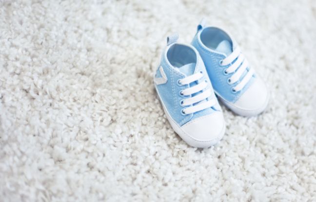 wasze historie po poronieniu - niebieski bucik niemowlęcy